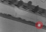 Standbild strafing des Staplers europäische Theater, 1944, aus Sekunde 45 historischem Filmmaterial Videoclip 65675047699