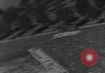 Standbild strafing des Staplers europäische Theater, 1944, aus Sekunde 49 historischem Filmmaterial Videoclip 65675047699