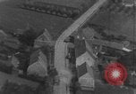 Standbild strafing des Staplers europäische Theater, 1944, aus Sekunde 23 historischem Filmmaterial Videoclip 65675047700
