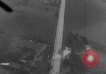 Standbild strafing des Staplers europäische Theater, 1944, aus Sekunde 29 historischem Filmmaterial Videoclip 65675047700