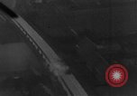 Standbild strafing des Staplers europäische Theater, 1944, aus Sekunde 35 historischem Filmmaterial Videoclip 65675047700