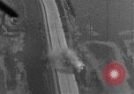 Standbild strafing des Staplers europäische Theater, 1944, aus Sekunde 41 historischem Filmmaterial Videoclip 65675047700