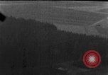 Standbild strafing Boden Ziel europäische Theater, 1944, aus Sekunde 15 historischem Filmmaterial Videoclip 65675047716