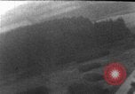 Standbild strafing Boden Ziel europäische Theater, 1944, aus Sekunde 22 historischem Filmmaterial Videoclip 65675047716