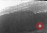 Standbild strafing Boden Ziel europäische Theater, 1944, aus Sekunde 23 historischem Filmmaterial Videoclip 65675047716
