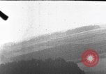Standbild strafing Boden Ziel europäische Theater, 1944, aus Sekunde 25 historischem Filmmaterial Videoclip 65675047716