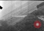 Standbild strafing Boden Ziel europäische Theater, 1944, aus Sekunde 53 historischem Filmmaterial Videoclip 65675047716
