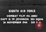 Standbild angreifenden deutschen Focke Wulf Fw-190 Jagdflugzeug europäische Theater, 1944, aus Sekunde 1 historischem Filmmaterial Videoclip 65675047717