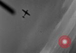 Standbild angreifenden Focke Wulf Fw-190 Kampfflugzeuge europäische Theater, 1944, aus Sekunde 12 historischem Filmmaterial Videoclip 65675047723