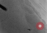 Standbild Gun camera footage zeigen Fw-190 Hit und brennen Deutschland, 1944, aus Sekunde 7 historischem Filmmaterial Videoclip 65675047726