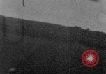 Standbild strafing Lokomotive europäische Theater, 1944, aus Sekunde 28 historischem Filmmaterial Videoclip 65675047727