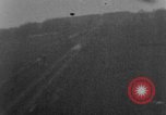 Standbild strafing Lokomotive europäische Theater, 1944, aus Sekunde 37 historischem Filmmaterial Videoclip 65675047727