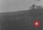 Standbild strafing Lokomotive europäische Theater, 1944, aus Sekunde 44 historischem Filmmaterial Videoclip 65675047727