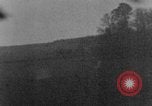 Standbild strafing Lokomotive europäische Theater, 1944, aus Sekunde 45 historischem Filmmaterial Videoclip 65675047727