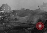 Standbild Wracks von abgestürzten Flugzeug Brüssel Belgien, 1961, aus Sekunde 10 historischem Filmmaterial Videoclip 65675047740