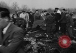 Standbild Wracks von abgestürzten Flugzeug Brüssel Belgien, 1961, aus Sekunde 41 historischem Filmmaterial Videoclip 65675047740