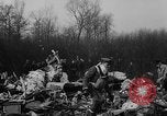 Standbild Wracks von abgestürzten Flugzeug Brüssel Belgien, 1961, aus Sekunde 46 historischem Filmmaterial Videoclip 65675047740