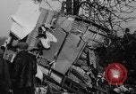 Standbild Wracks von abgestürzten Flugzeug Brüssel Belgien, 1961, aus Sekunde 53 historischem Filmmaterial Videoclip 65675047740