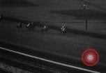 Standbild American Derby Chicago Illinois Washington Park USA, 1956, aus Sekunde 62 historischem Filmmaterial Videoclip 65675047756
