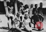 Immagine di Gli amanti dello sci d'acqua Cypress Gardens Florida USA, 1956, secondo 6 filmato di repertorio 65675047757