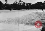 Immagine di Gli amanti dello sci d'acqua Cypress Gardens Florida USA, 1956, secondo 36 filmato di repertorio 65675047757