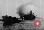 Immagine di Nave incidente Delaware River USA, 1957, secondo 7 filmato di repertorio 65675047759