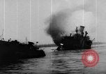 Immagine di Nave incidente Delaware River USA, 1957, secondo 9 filmato di repertorio 65675047759