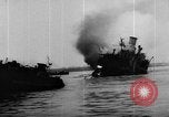 Immagine di Nave incidente Delaware River USA, 1957, secondo 10 filmato di repertorio 65675047759