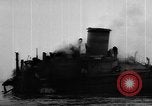 Immagine di Nave incidente Delaware River USA, 1957, secondo 22 filmato di repertorio 65675047759