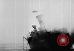 Immagine di Nave incidente Delaware River USA, 1957, secondo 24 filmato di repertorio 65675047759