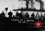 Immagine di Nave incidente Delaware River USA, 1957, secondo 33 filmato di repertorio 65675047759