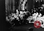 Standbild Taufe von Prinzessin Louise Caroline von Monaco Monaco, 1957, aus Sekunde 29 historischem Filmmaterial Videoclip 65675047760