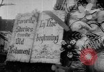 Standbild Mardi Gras Parade New Orleans Louisiana USA, 1957, aus Sekunde 10 historischem Filmmaterial Videoclip 65675047761