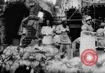 Standbild Mardi Gras Parade New Orleans Louisiana USA, 1957, aus Sekunde 36 historischem Filmmaterial Videoclip 65675047761