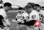Standbild Milwaukee Braves Team Bradenton Florida USA, 1957, aus Sekunde 13 historischem Filmmaterial Videoclip 65675047762
