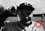 Standbild Milwaukee Braves Team Bradenton Florida USA, 1957, aus Sekunde 17 historischem Filmmaterial Videoclip 65675047762