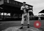 Standbild Milwaukee Braves Team Bradenton Florida USA, 1957, aus Sekunde 32 historischem Filmmaterial Videoclip 65675047762