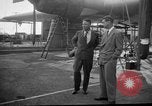 Immagine di Aviatore americano Howard Hughes United States USA, 1947, secondo 7 filmato di repertorio 65675047764