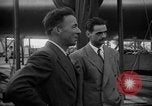 Immagine di Aviatore americano Howard Hughes United States USA, 1947, secondo 18 filmato di repertorio 65675047764