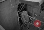 Immagine di Aviatore americano Howard Hughes United States USA, 1947, secondo 24 filmato di repertorio 65675047764