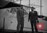 Immagine di Aviatore americano Howard Hughes United States USA, 1947, secondo 27 filmato di repertorio 65675047764