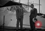 Immagine di Aviatore americano Howard Hughes United States USA, 1947, secondo 32 filmato di repertorio 65675047764