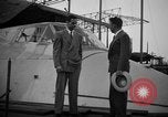 Immagine di Aviatore americano Howard Hughes United States USA, 1947, secondo 39 filmato di repertorio 65675047764