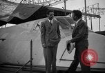 Immagine di Aviatore americano Howard Hughes United States USA, 1947, secondo 45 filmato di repertorio 65675047764
