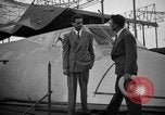 Immagine di Aviatore americano Howard Hughes United States USA, 1947, secondo 46 filmato di repertorio 65675047764