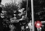 Image cérémonie de lever du drapeau national l'Inde, 1947, de la seconde 10 séquences d'archives historiques vidéo 65675047765