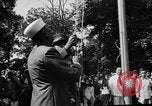 Image cérémonie de lever du drapeau national l'Inde, 1947, de la seconde 13 séquences d'archives historiques vidéo 65675047765