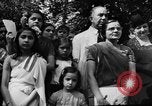 Image cérémonie de lever du drapeau national l'Inde, 1947, de la seconde 20 séquences d'archives historiques vidéo 65675047765