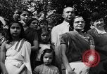 Image cérémonie de lever du drapeau national l'Inde, 1947, de la seconde 21 séquences d'archives historiques vidéo 65675047765
