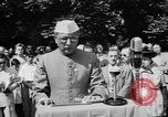 Image cérémonie de lever du drapeau national l'Inde, 1947, de la seconde 32 séquences d'archives historiques vidéo 65675047765